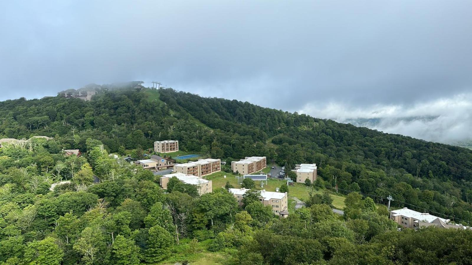 Handsome 2Br Condo With Gorgeous Views In Sugar Mountain! Condo Buitenkant foto